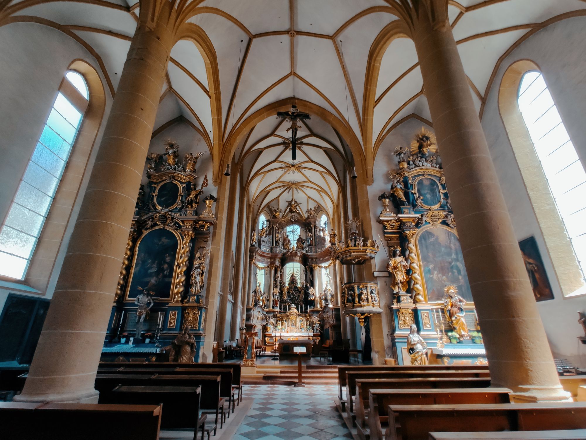 Wnętrze kościoła Wniebowzięcia Najświętszej Marii Panny w Bad Hofgastein