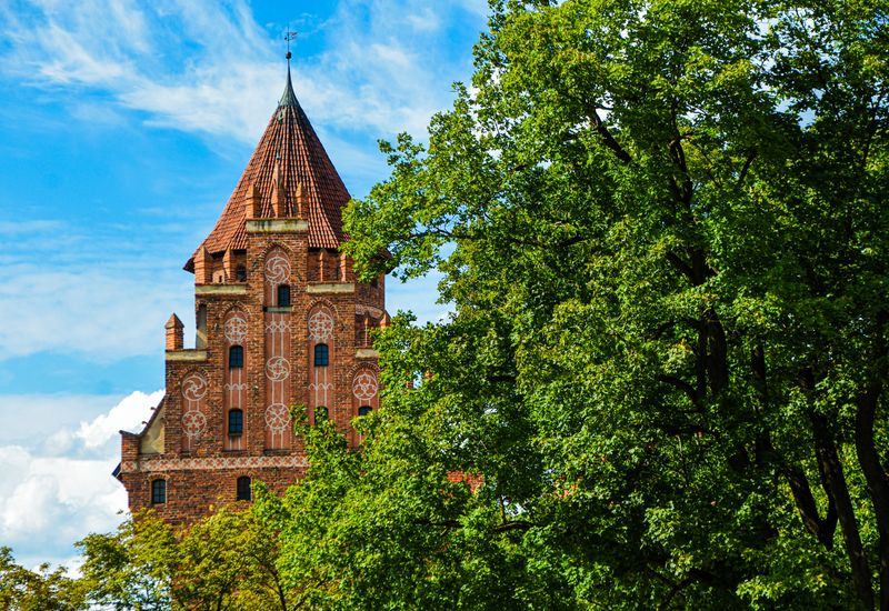 Zamek w Olsztynie i okolice